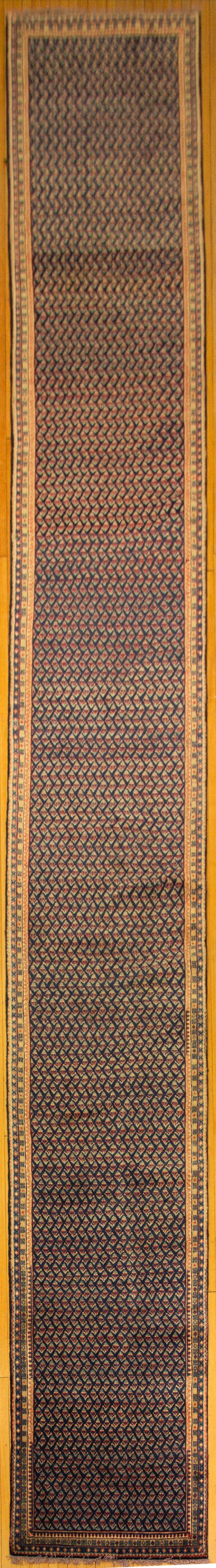 Runner 2'8" X 19'4"